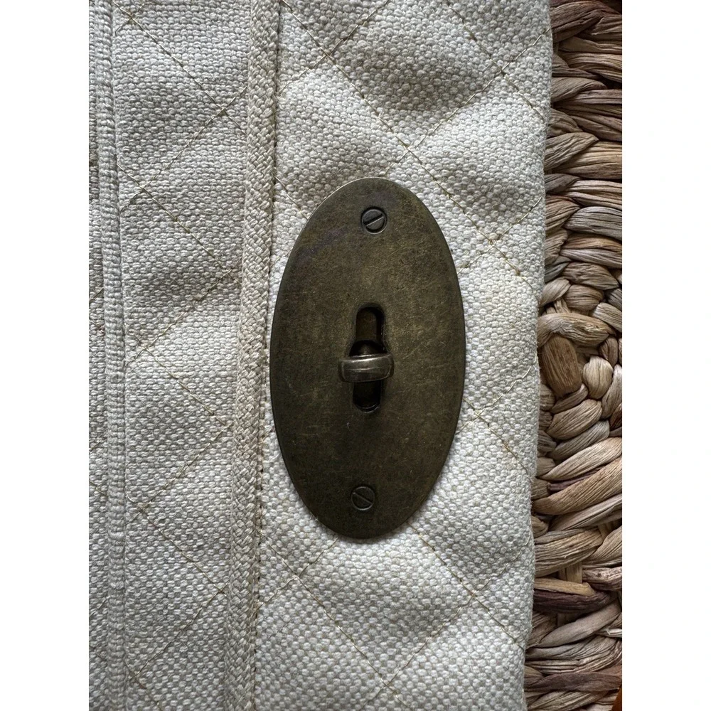 Steve Madden Y2K Quilted Shoulder Bag Tortoise Chain Strap Tan